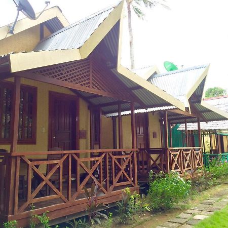 Pems Pension And Restaurant Taytay  Esterno foto