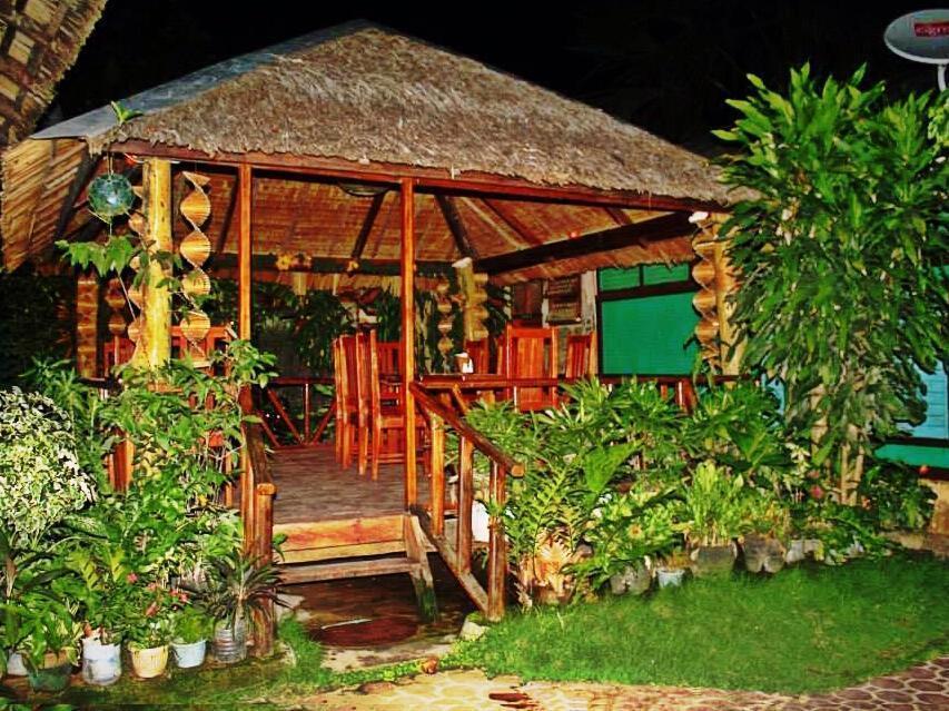 Pems Pension And Restaurant Taytay  Esterno foto