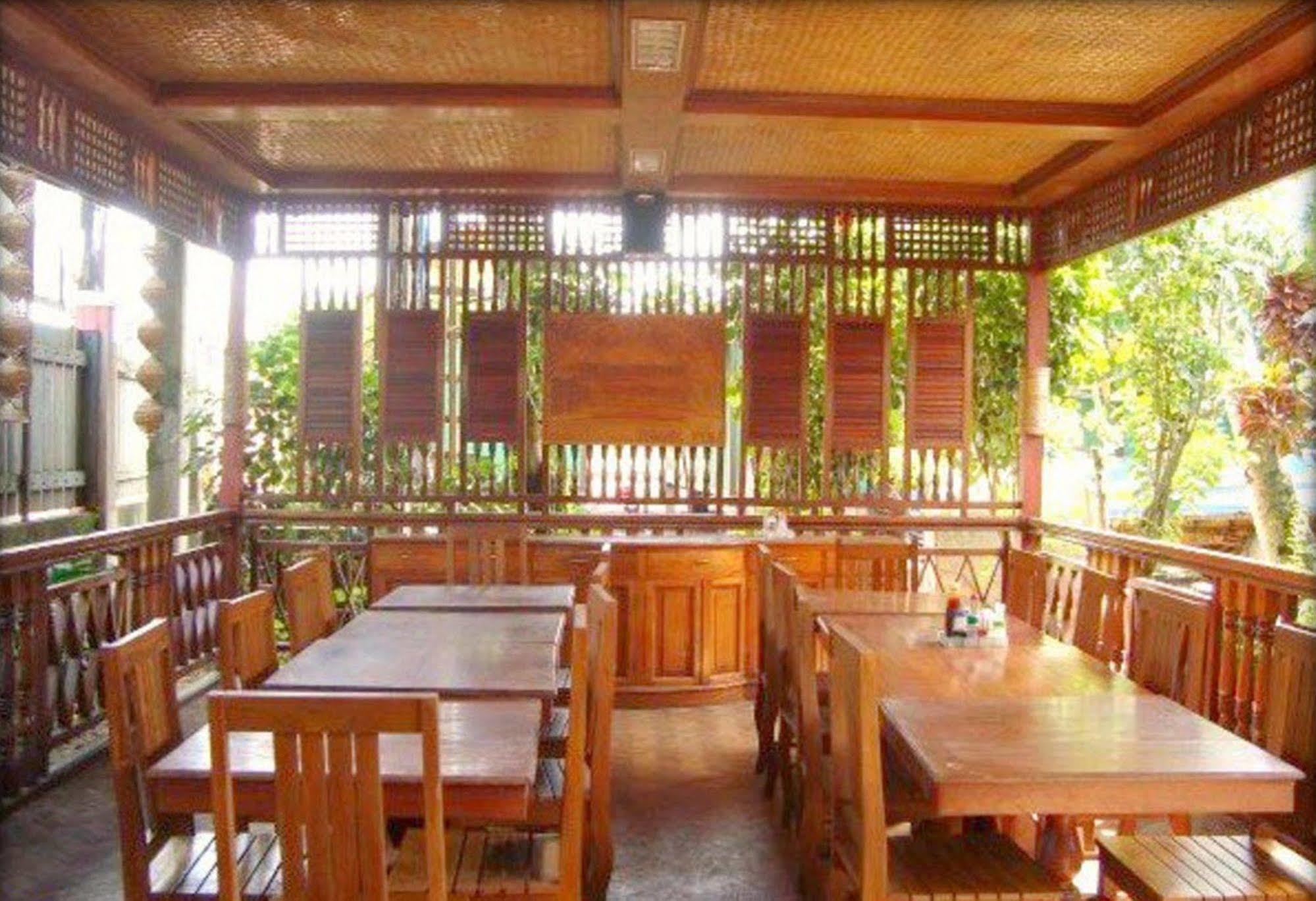 Pems Pension And Restaurant Taytay  Esterno foto