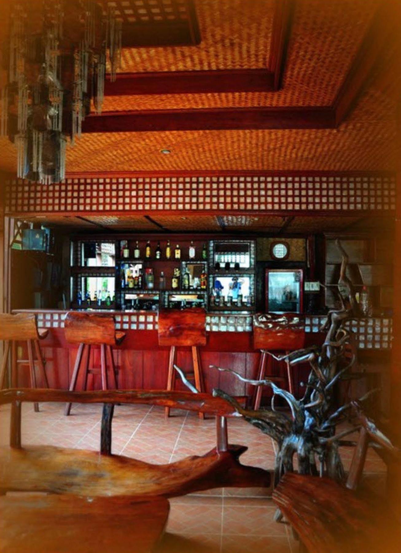 Pems Pension And Restaurant Taytay  Esterno foto