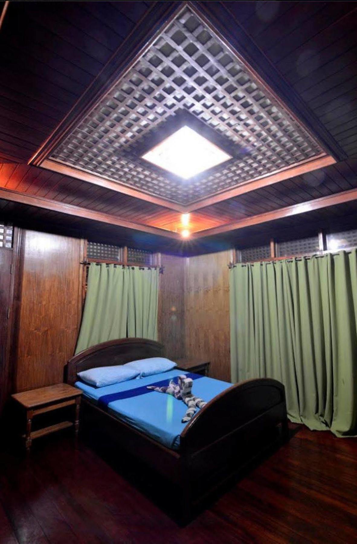Pems Pension And Restaurant Taytay  Esterno foto